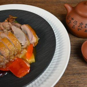Knuspriges Peking Ente mit süß-saurer sauce