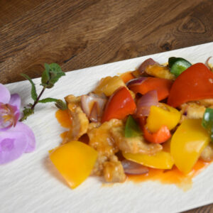 Knuspriges Schweinefleisch mit süß-saurer sauce